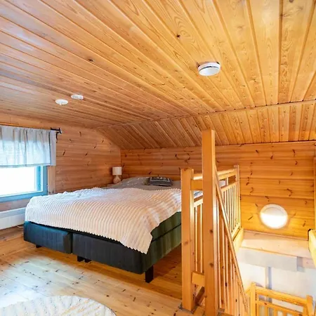 Pohjoistuuli - 5+1 Henkiloelle, Luoteis-himos Ski-in/out 56m² + 11m² Villa Jämsä