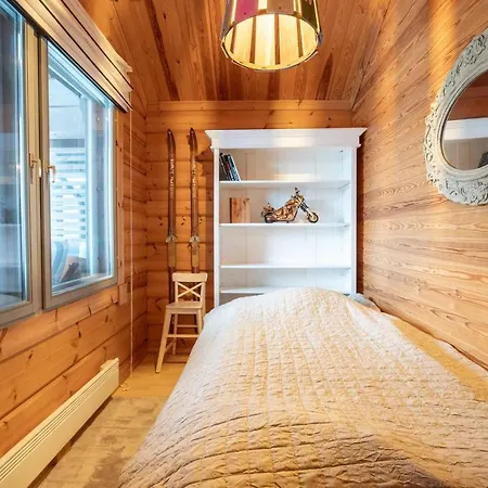 Pohjoistuuli - 5+1 Henkiloelle, Luoteis-himos Ski-in/out 56m² + 11m² Villa