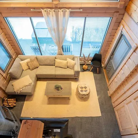 Pohjoistuuli - 5+1 Henkiloelle, Luoteis-himos Ski-in/out 56m² + 11m²