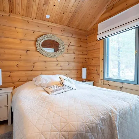 Pohjoistuuli - 5+1 Henkiloelle, Luoteis-himos Ski-in/out 56m² + 11m² Villa