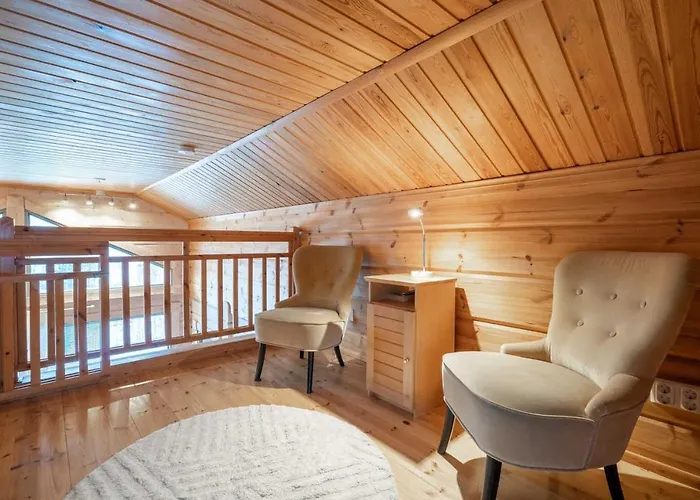 Pohjoistuuli - 5+1 Henkiloelle, Luoteis-himos Ski-in/out 56m² + 11m² Villa