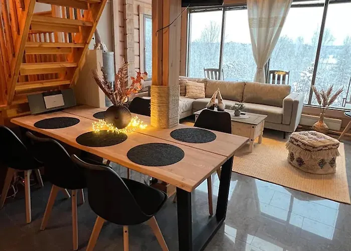 Pohjoistuuli - 5+1 Henkiloelle, Luoteis-himos Ski-in/out 56m² + 11m² Villa Jämsä